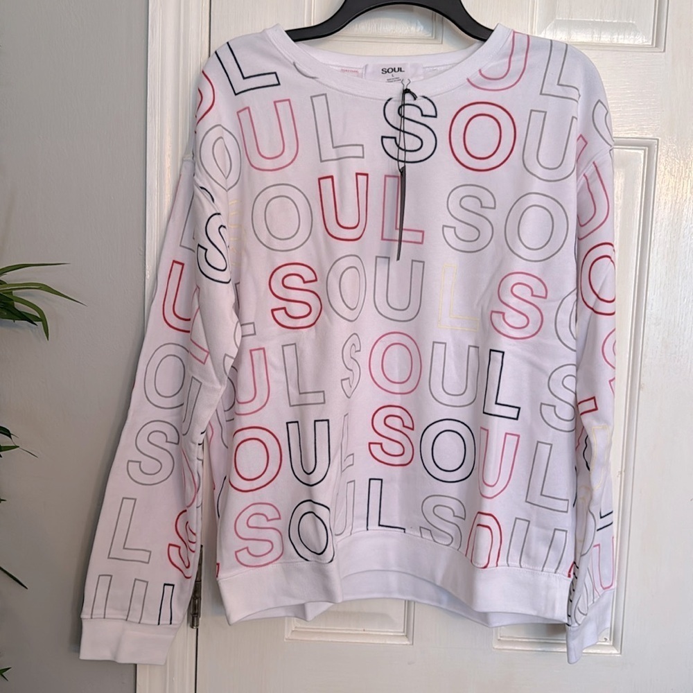 Soul white multi color crewneck sweatshirt L NWT